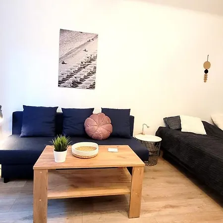 Great Life - Apartment Next To Metro Station Warszawa Zewnętrze zdjęcie